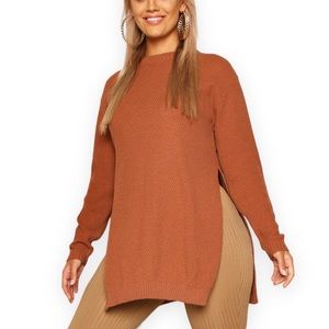 Boohoo Crewneck Sweater with side slit size 20